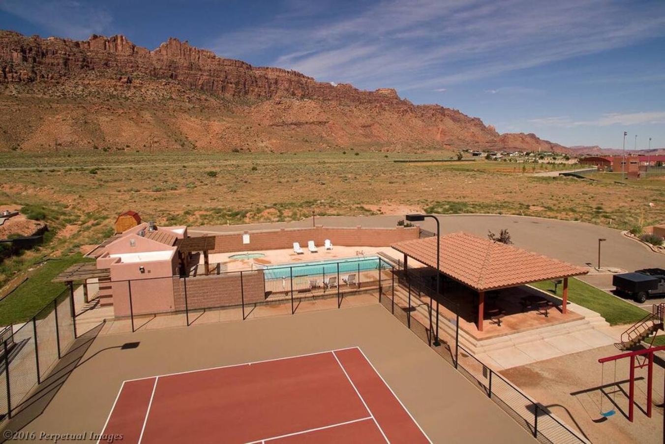 Steel Bender Villa Moab Exterior photo